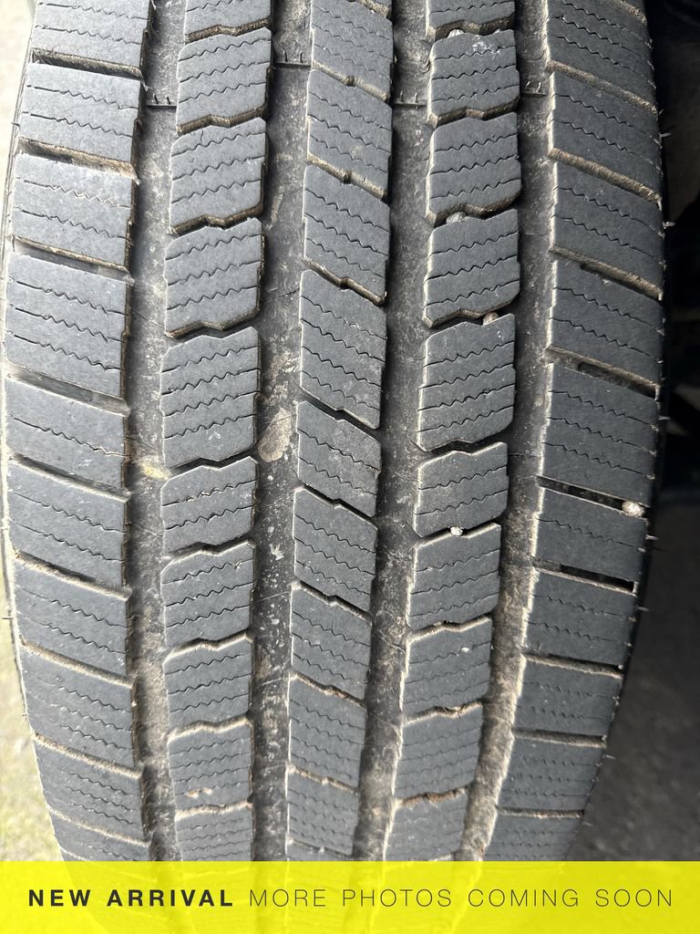 Used 2016 Ford F150 XLT w/ Equipment Group 301A Mid image 9