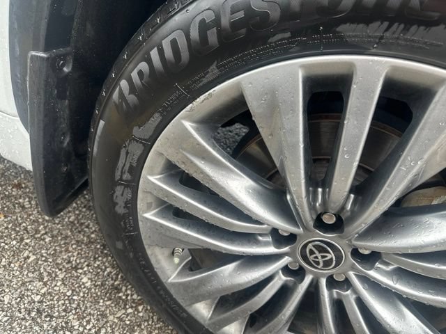 Used 2022 Toyota Highlander Platinum AWD/4WD image 4