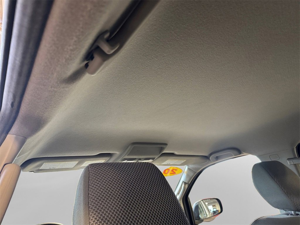 Used 2014 Nissan Frontier S image 23