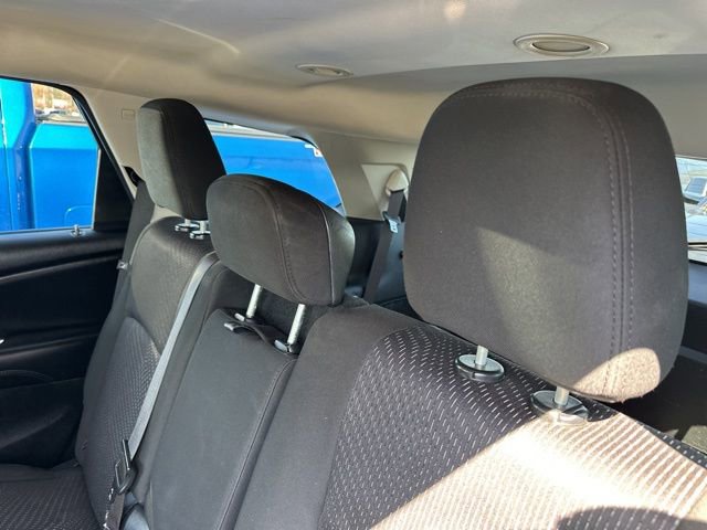 Used 2019 Dodge Journey SE w/ Blacktop Package image 9