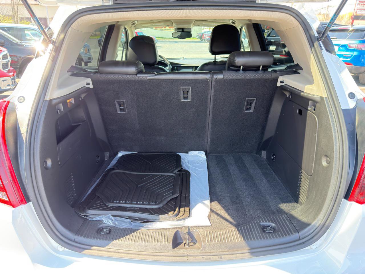 Used 2020 Buick Encore Preferred FWD image 59