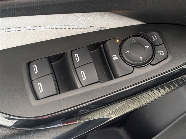 Certified 2025 Chevrolet Trax LT w/ LT Convenience Package image 12