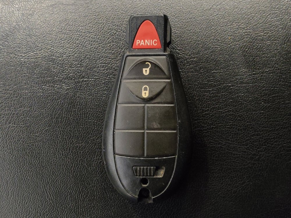Used 2020 Jeep Cherokee Latitude FWD image 32