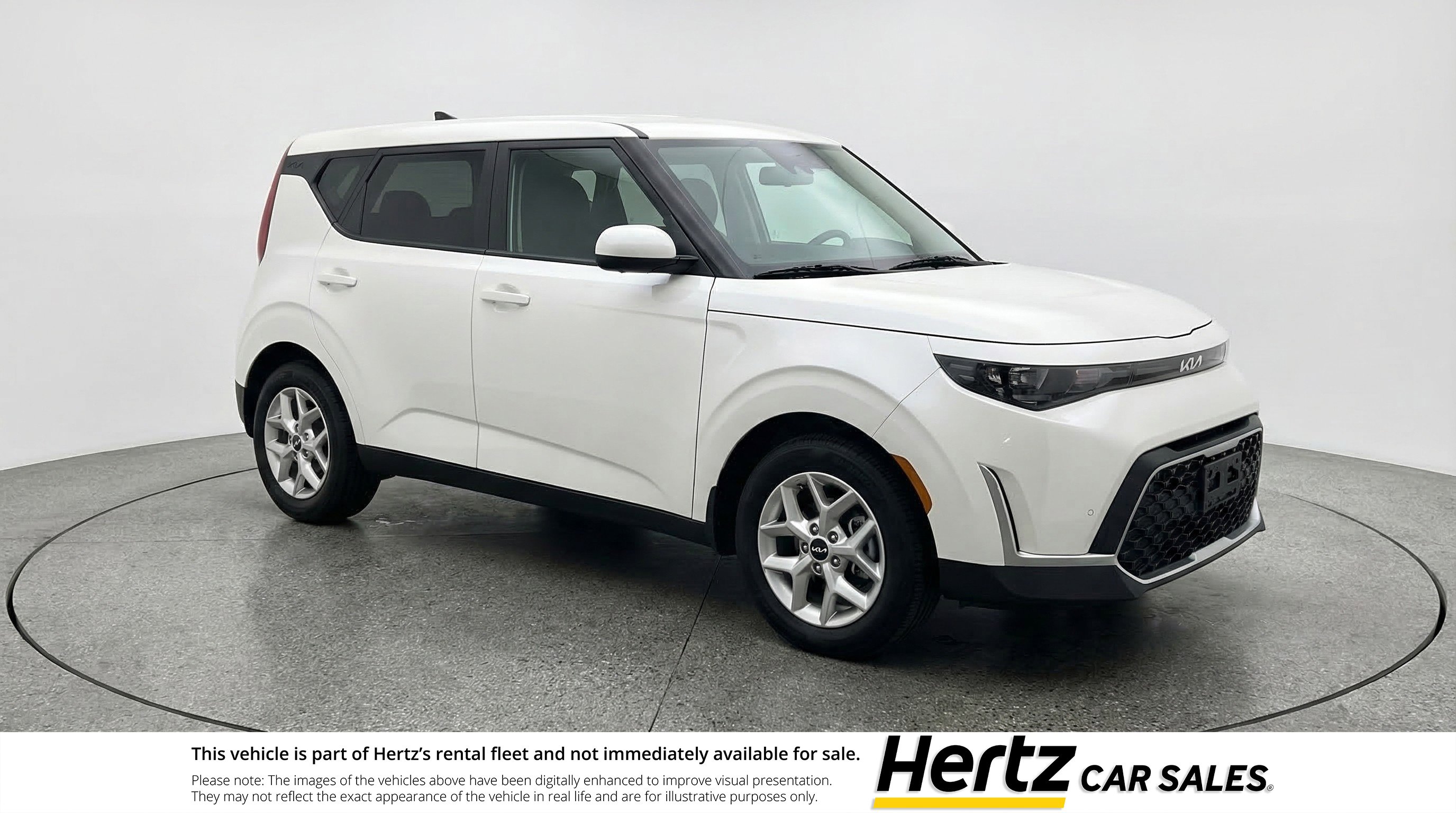 Used 2025 Kia Soul LX w/ LX Technology Package FWD image 1