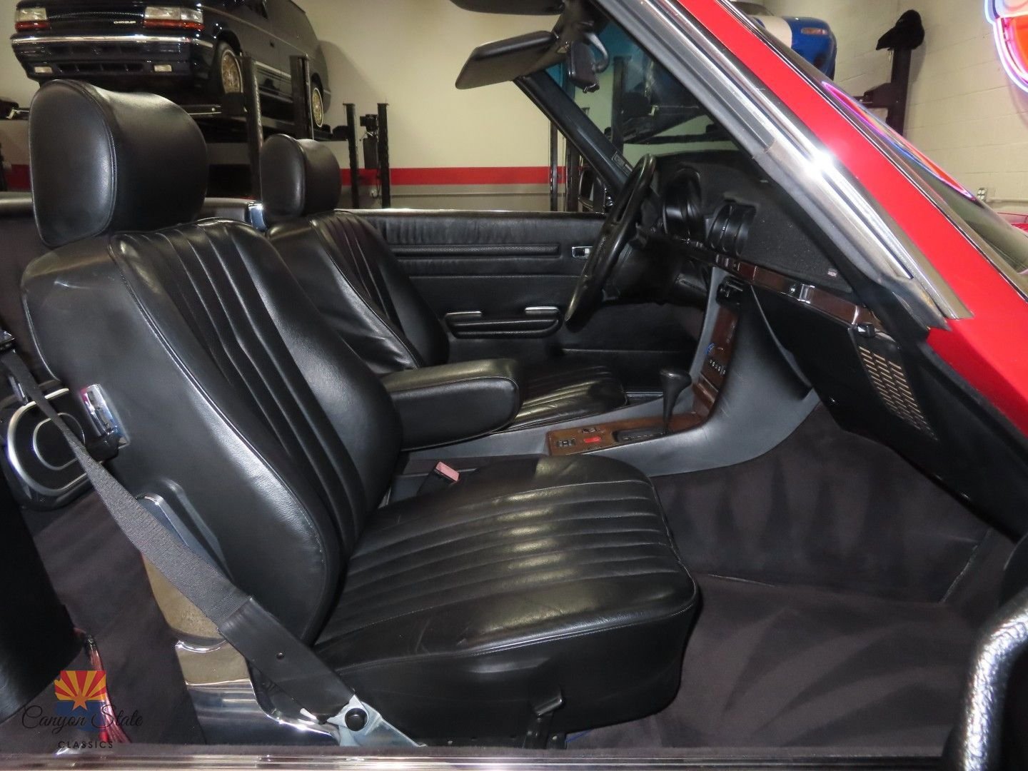 Used 1989 Mercedes-Benz 560 SL image 6