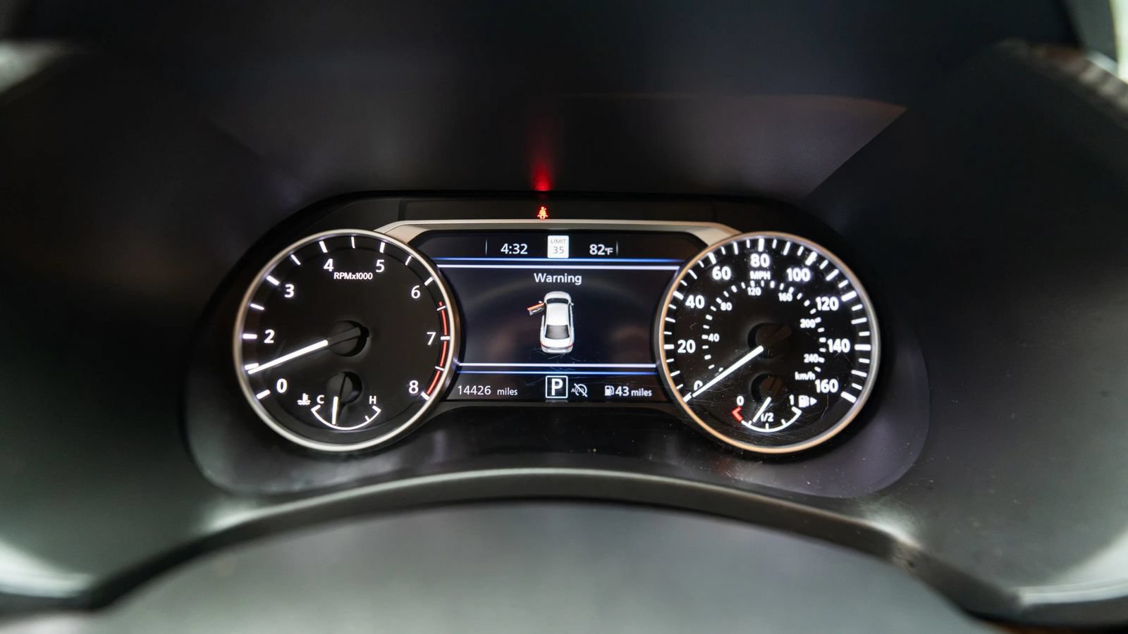 Used 2025 Nissan Sentra SV FWD image 35