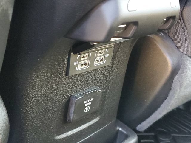 Used 2021 Jeep Wrangler Unlimited Sahara AWD/4WD image 11