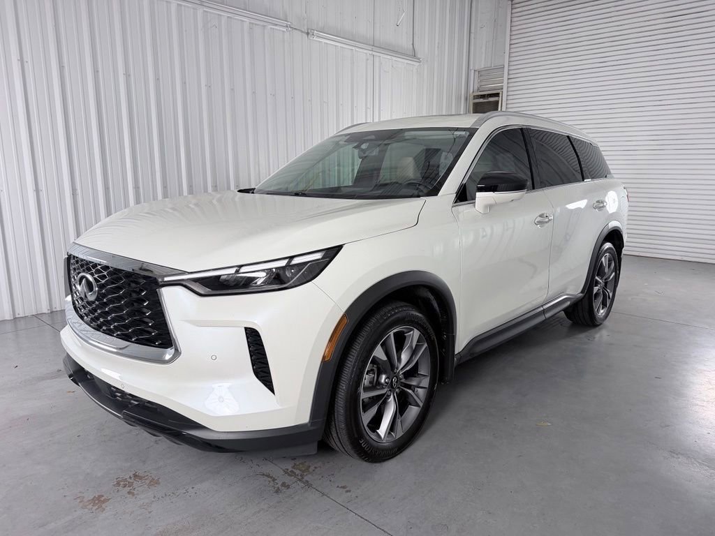 Certified 2023 INFINITI QX60 Luxe w/ Vision Package AWD/4WD image 1