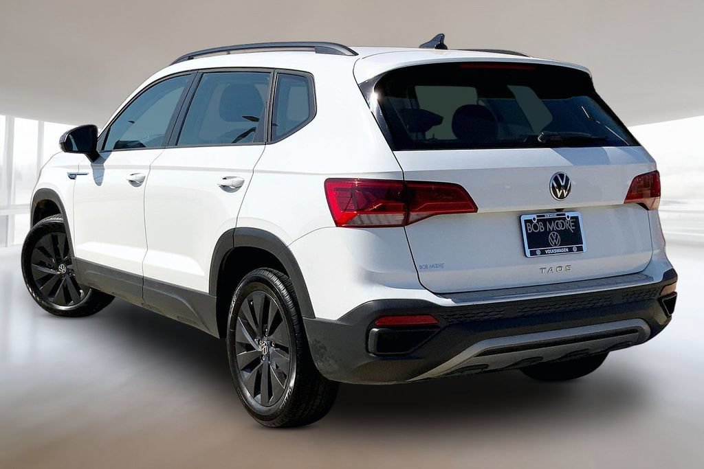 Used 2024 Volkswagen Taos S w/ MDO Package FWD image 13