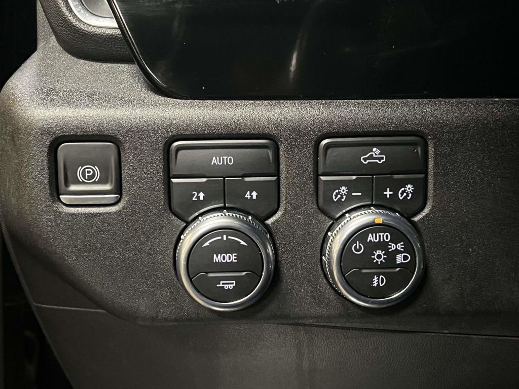Used 2023 GMC Sierra 1500 Elevation image 20