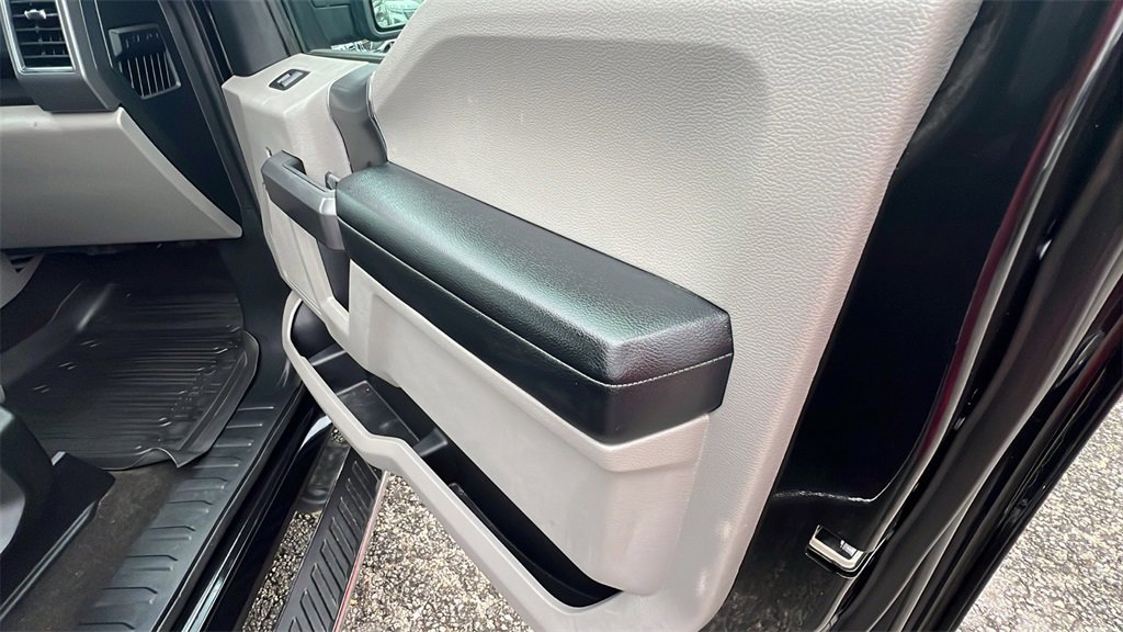 Used 2020 Ford F150 XLT w/ Equipment Group 301A Mid image 16