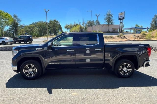 Used 2025 GMC Sierra 1500 SLT AWD/4WD image 12