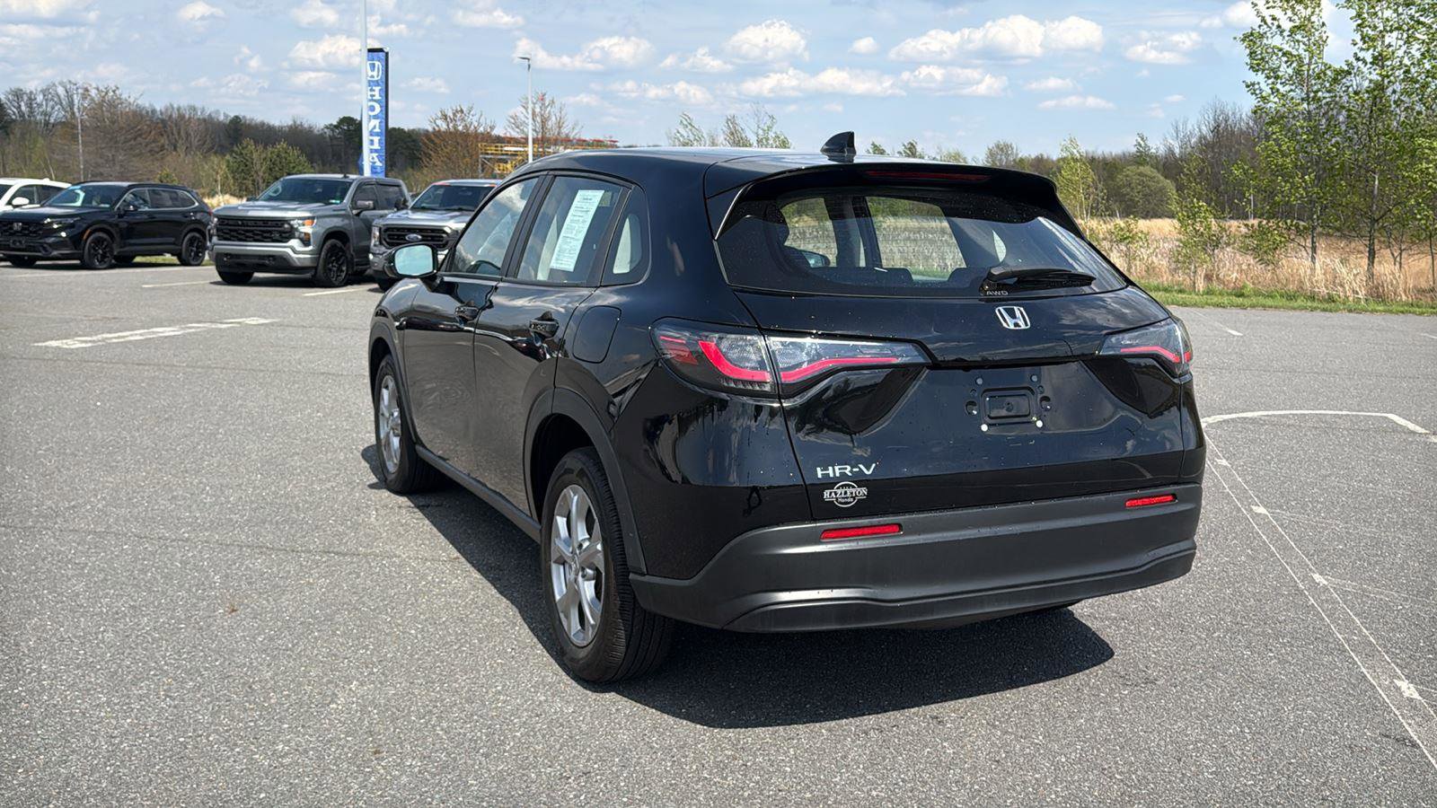 Used 2024 Honda HR-V LX image 8