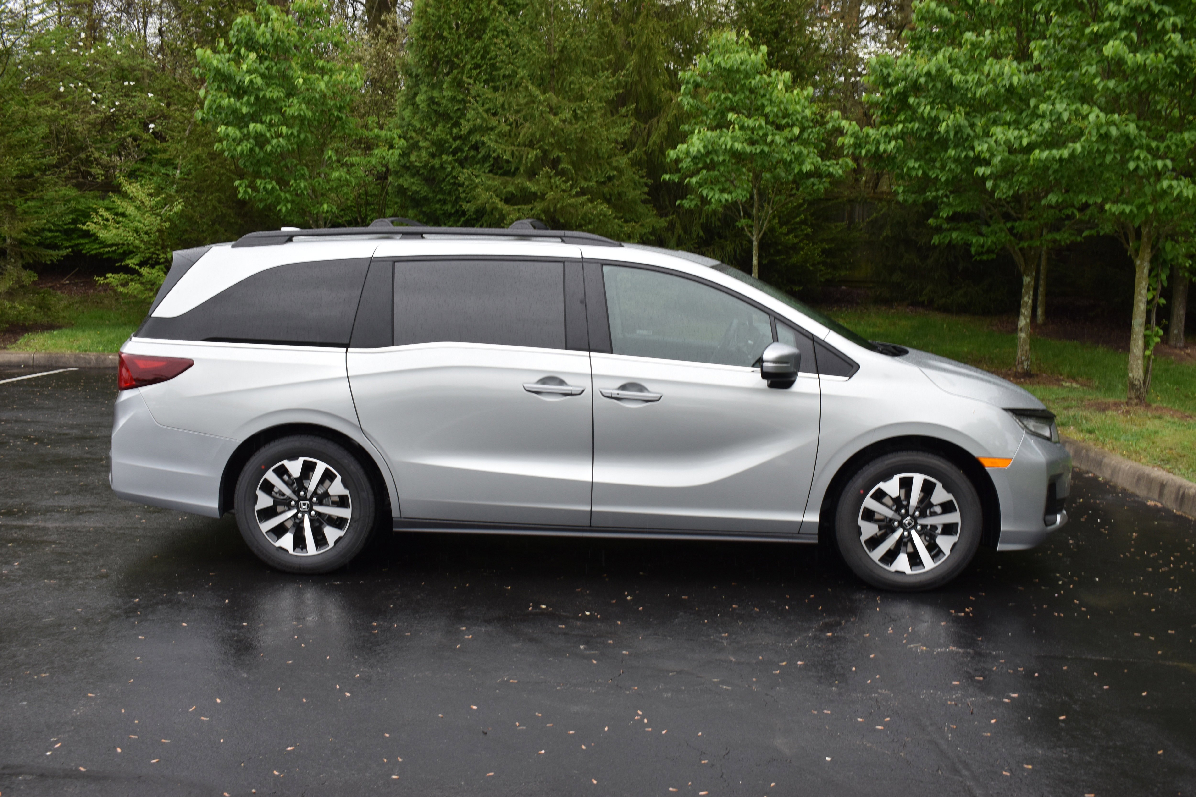 New 2026 Honda Odyssey EX-L image 9