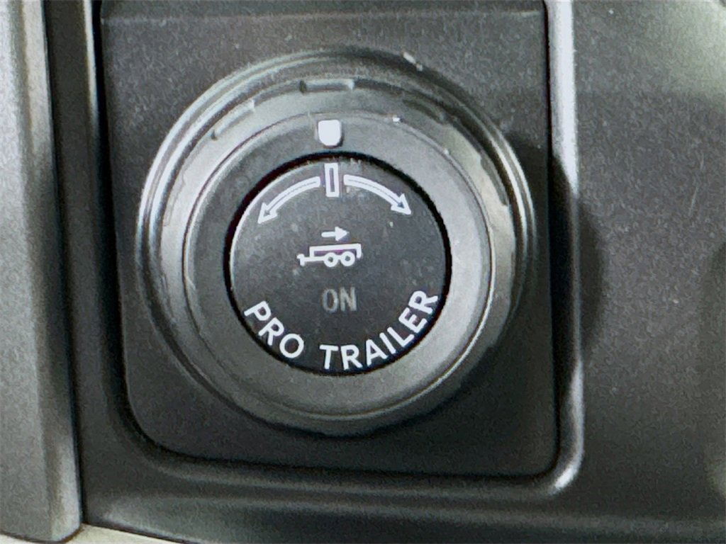 Used 2021 Ford F150 XLT w/ Trailer Tow Package image 18