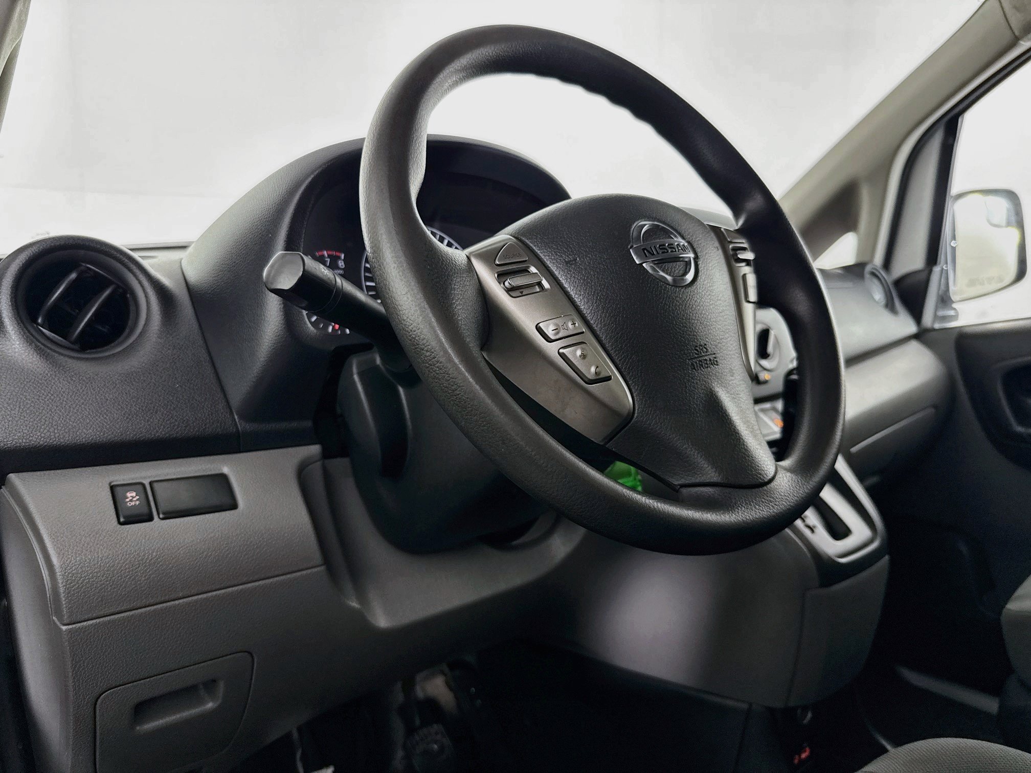 Used 2021 Nissan NV200 S FWD image 20