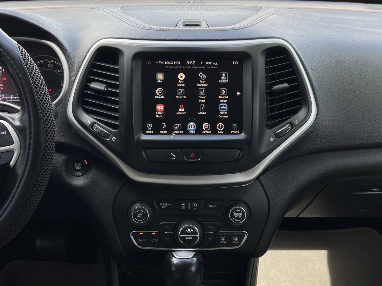 Used 2016 Jeep Cherokee Limited FWD image 19