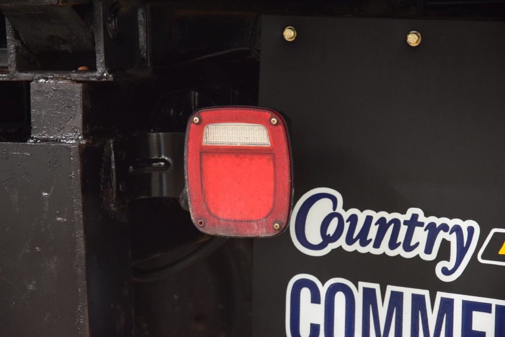 Used 2019 Ford F750 2WD SuperCab Super Duty image 11