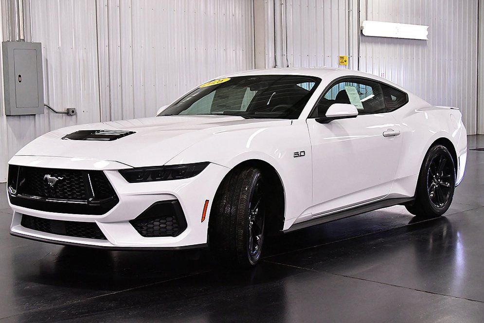 New 2026 Ford Mustang GT image 3