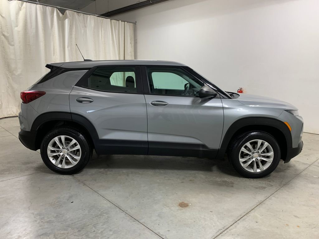 Used 2023 Chevrolet TrailBlazer LS image 25