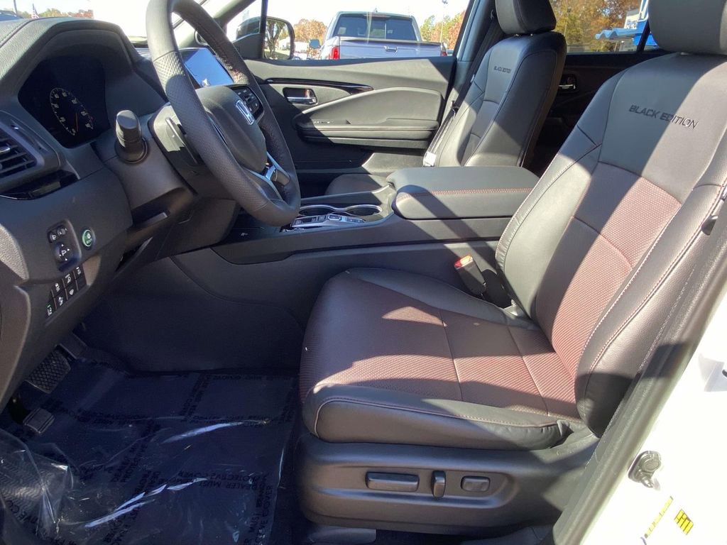 New 2026 Honda Ridgeline Black Edition image 12