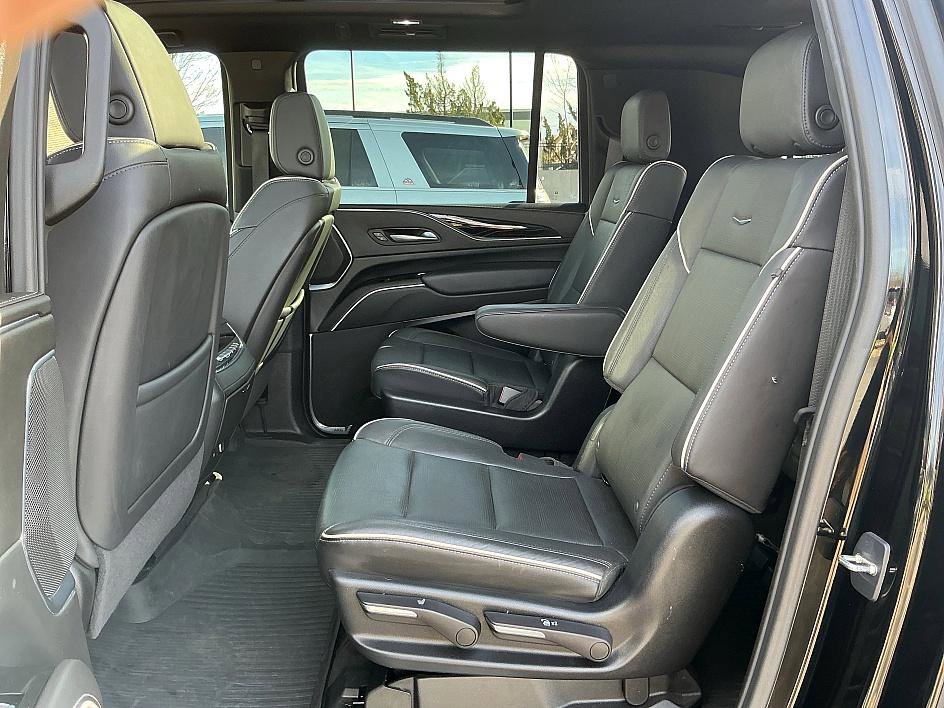 Used 2023 Cadillac Escalade ESV Sport image 24