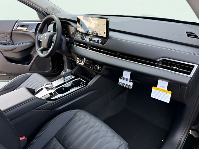 New 2026 Mitsubishi Outlander SEL FWD image 23
