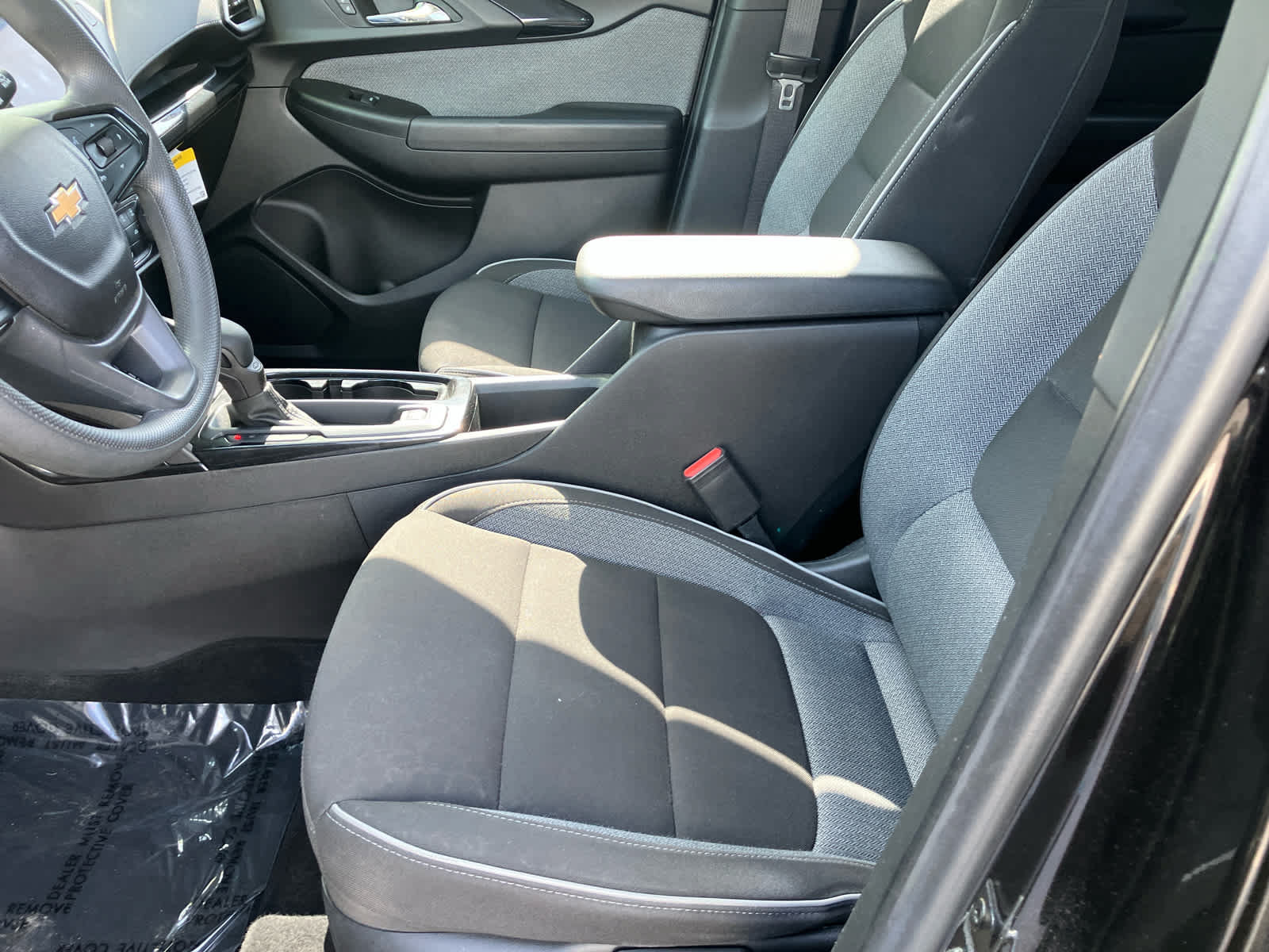 Used 2023 Chevrolet TrailBlazer LS AWD/4WD image 9