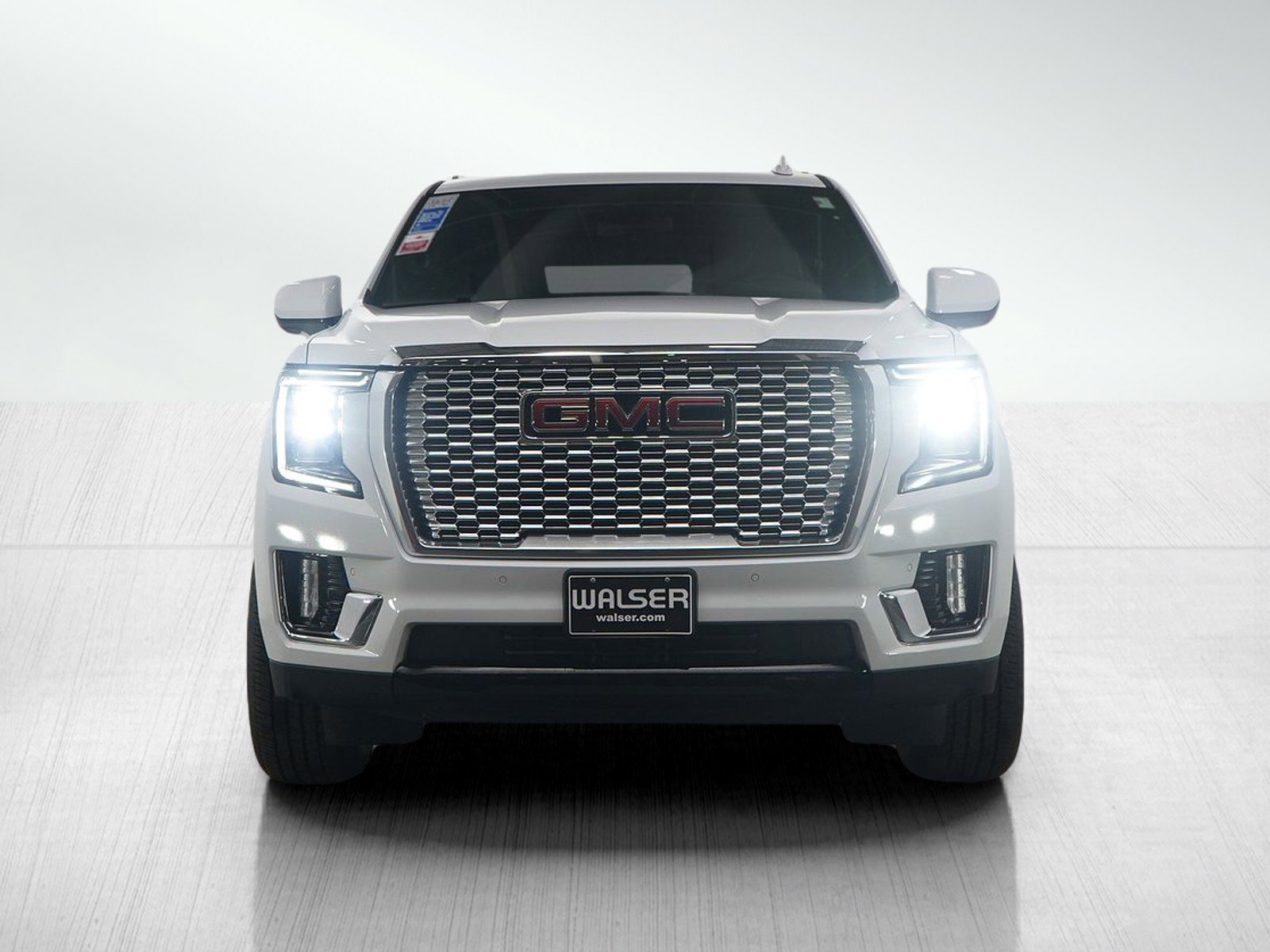 Used 2024 GMC Yukon SLE image 8