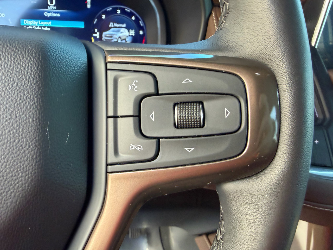 Used 2024 Chevrolet Tahoe High Country w/ Advanced Technology Package image 37
