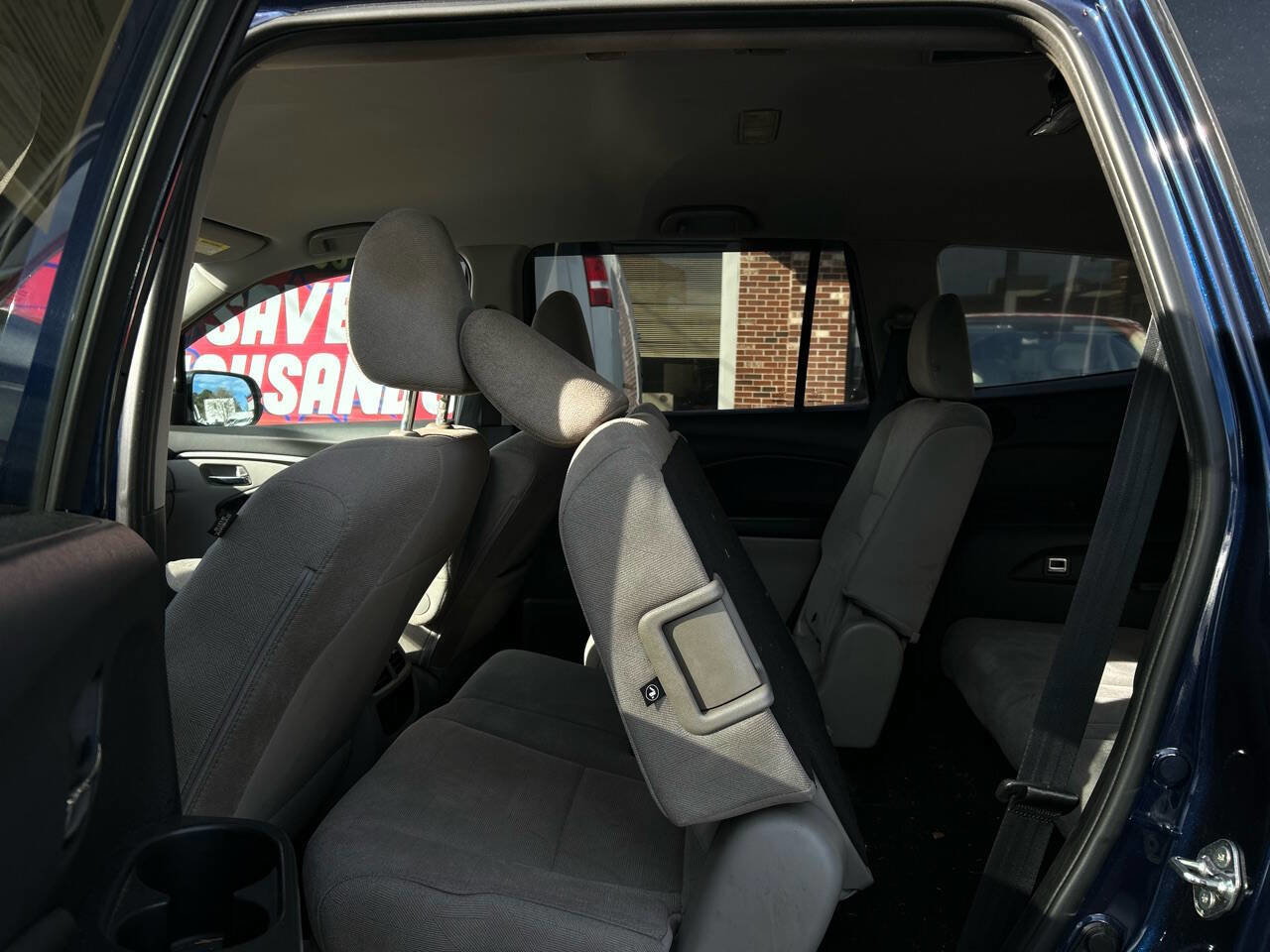 Used 2019 Honda Pilot LX image 31