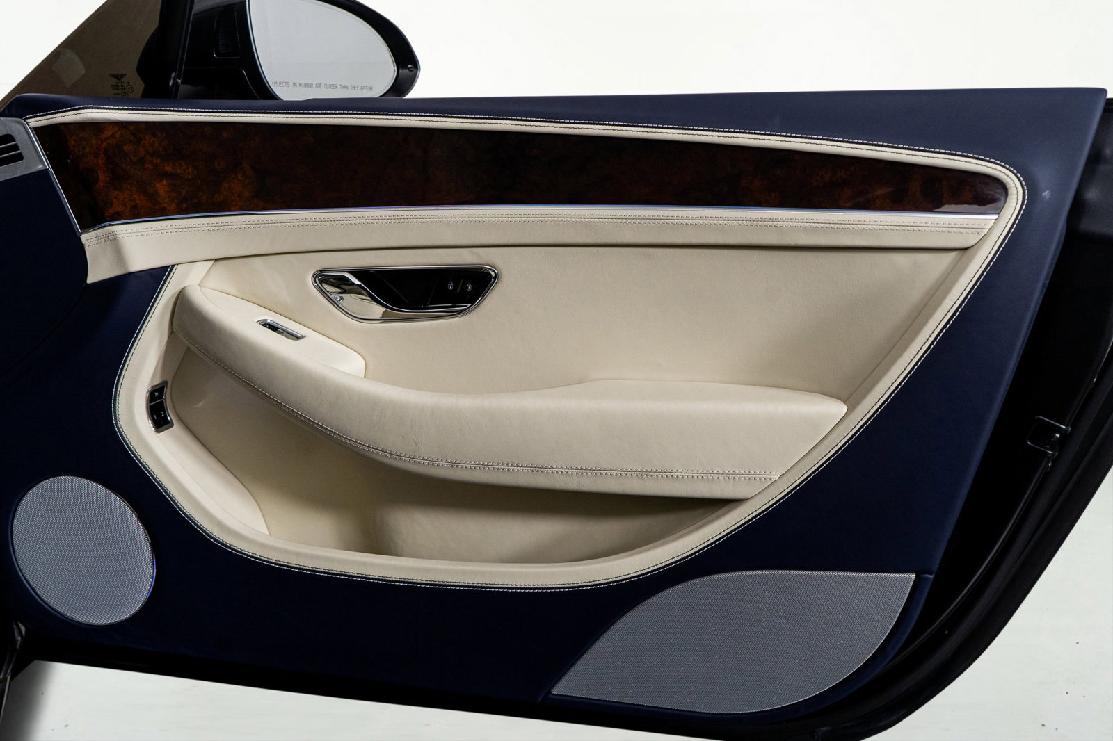 Used 2023 Bentley Continental GT Mulliner image 48