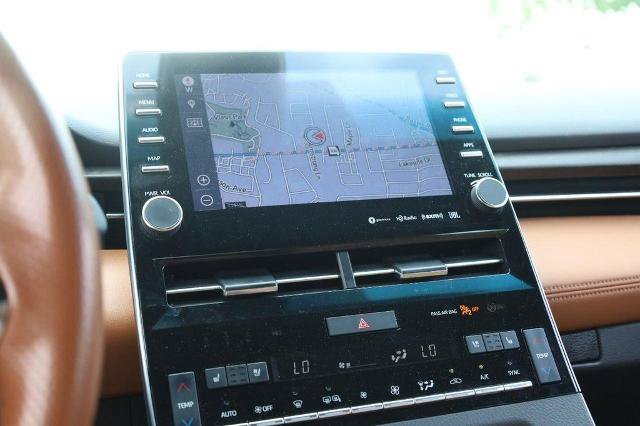 Used 2019 Toyota Avalon Limited w/ Protection Package FWD image 12