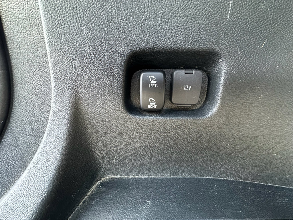 Used 2020 Ford Edge ST-Line w/ Cold Weather Package image 21