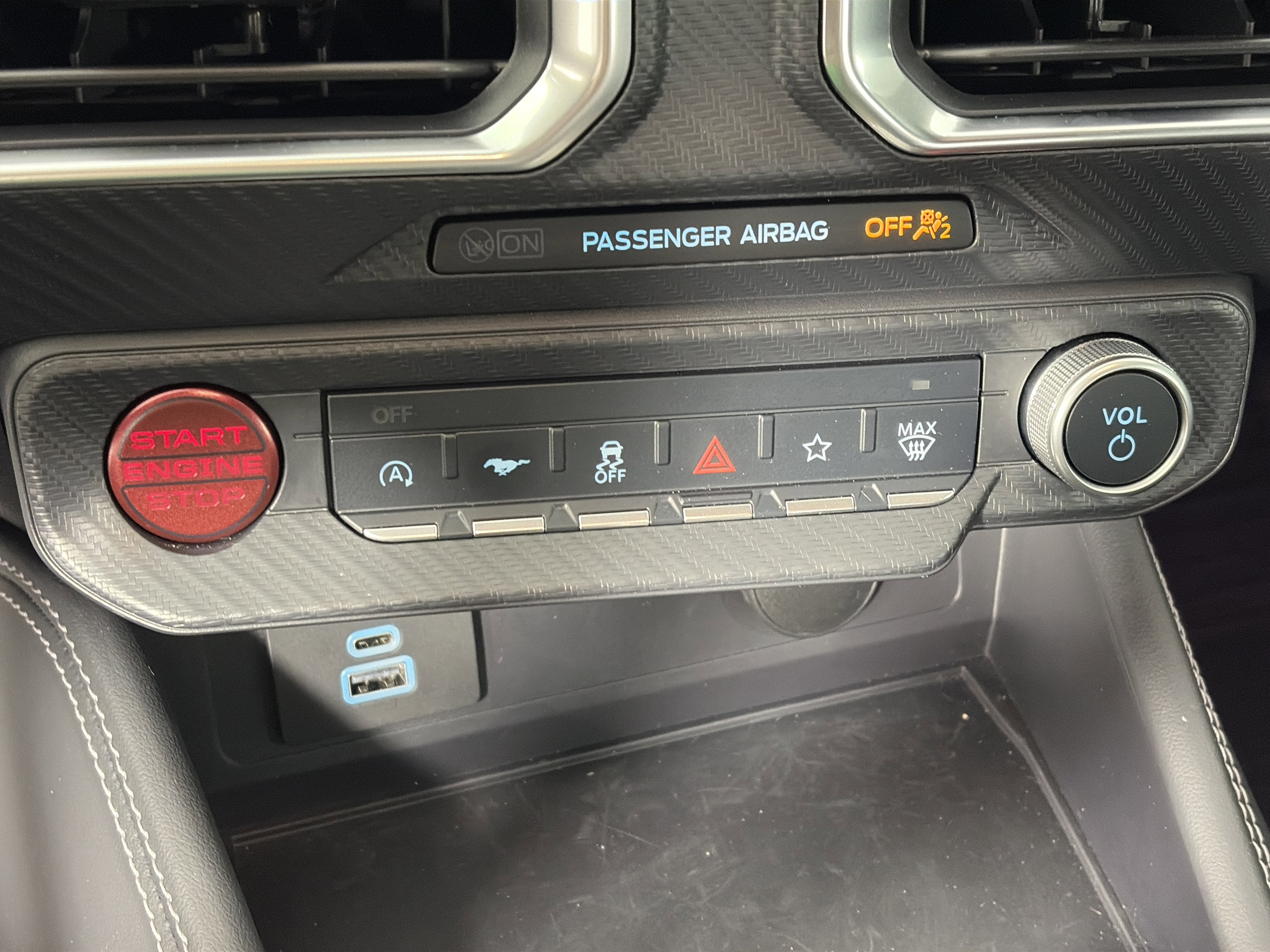 Used 2025 Ford Mustang GT Premium RWD image 22