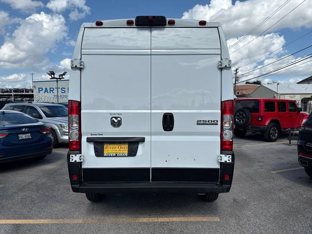 Used 2026 RAM ProMaster 2500 w/ Safety Group FWD image 5