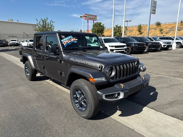New 2026 Jeep Gladiator Sport AWD/4WD image 8