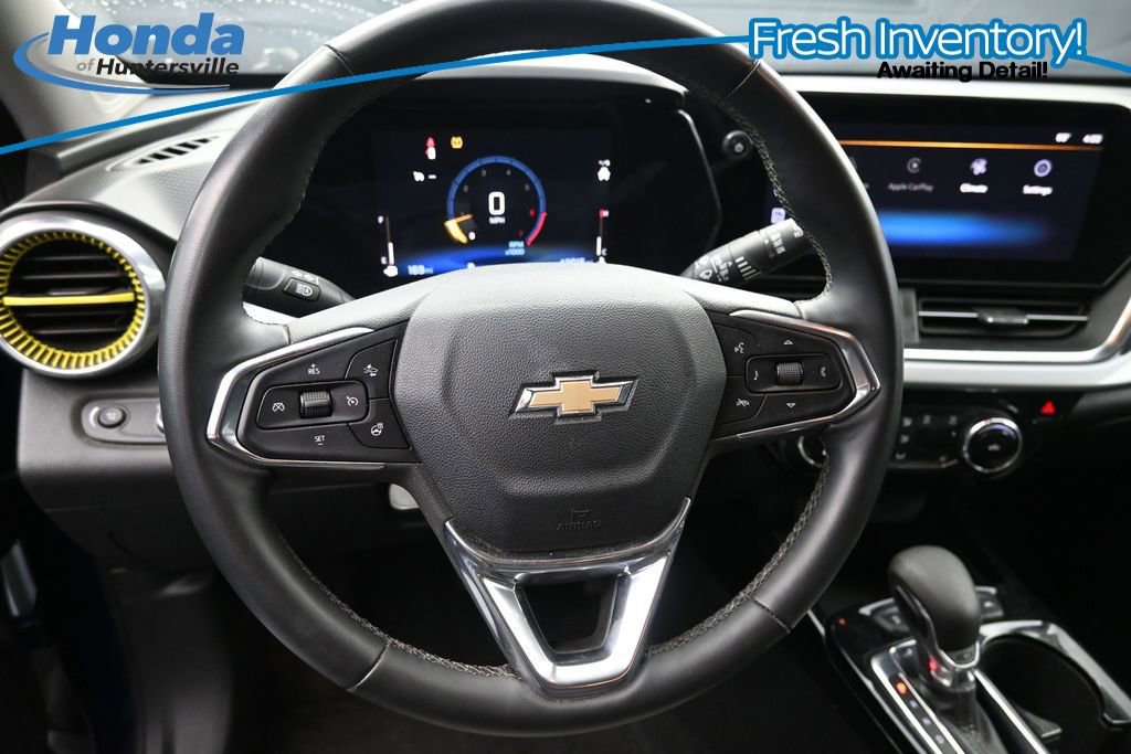 Used 2024 Chevrolet Trax LT w/ Driver Confidence Package FWD image 15