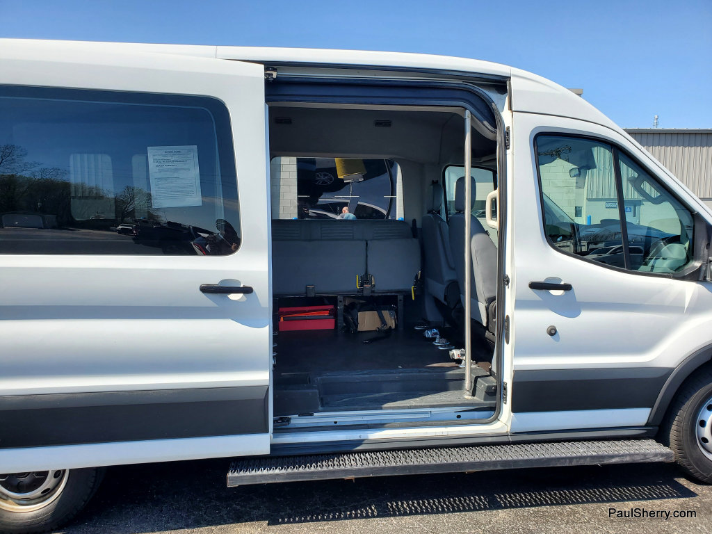 Used 2016 Ford Transit 350 XL image 24