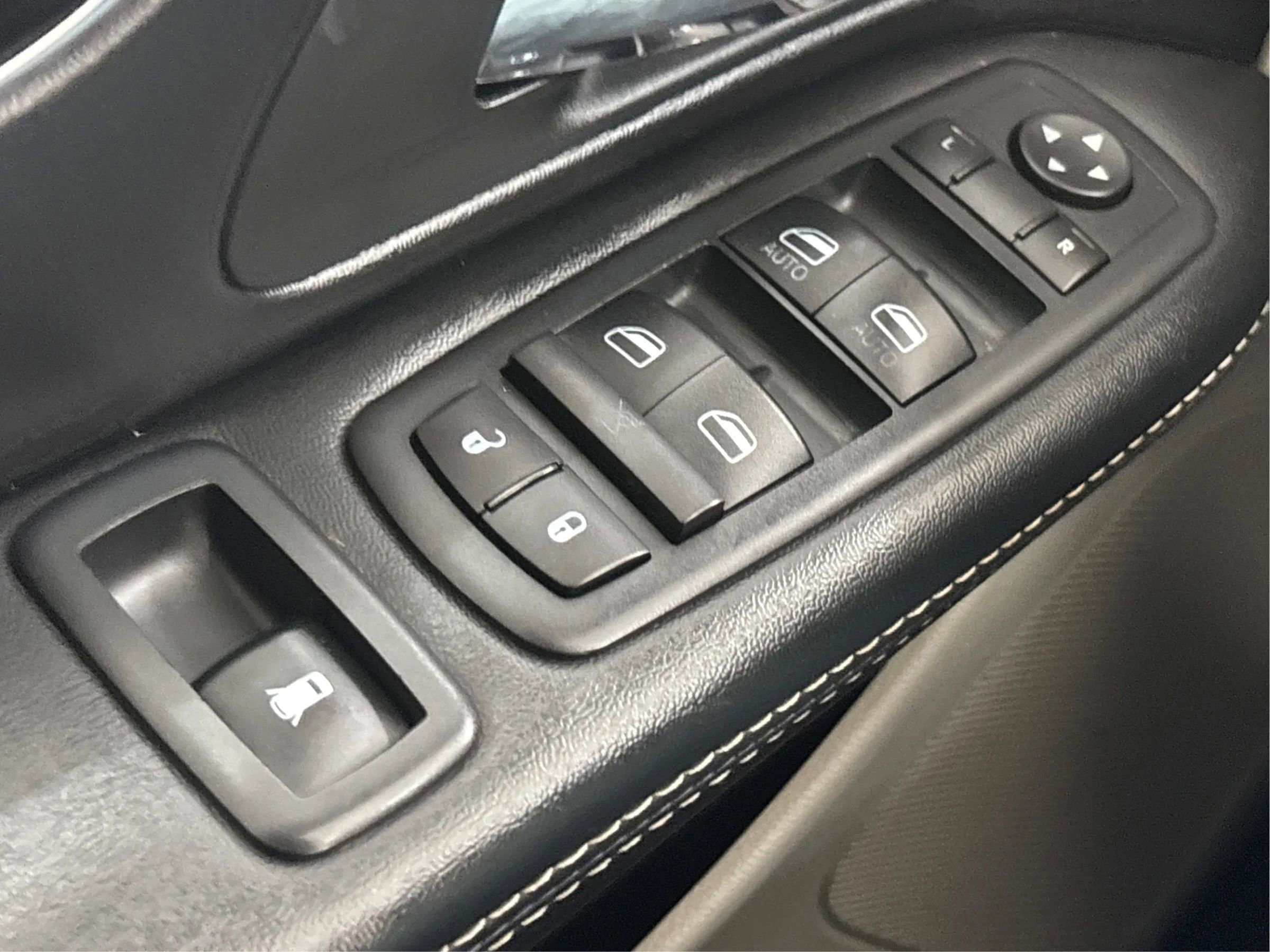 Used 2019 Dodge Grand Caravan SXT FWD image 40