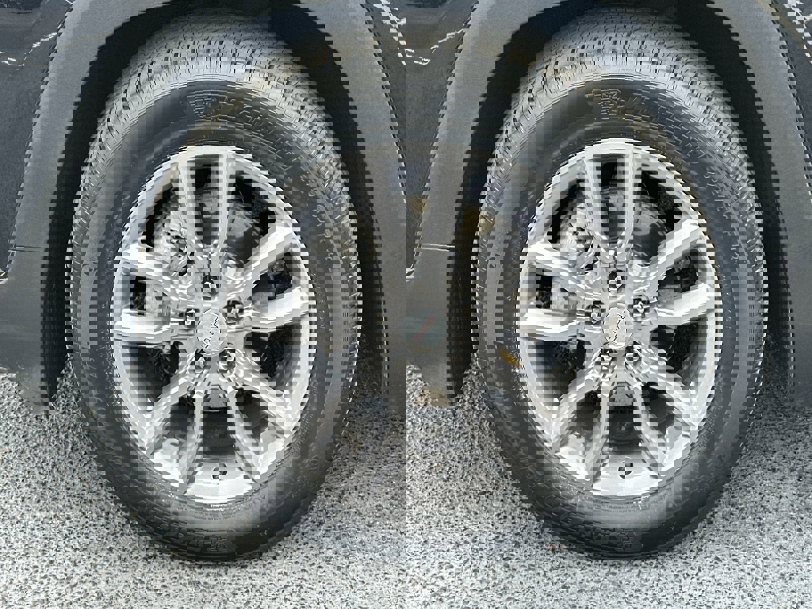 Used 2022 GMC Terrain SLT w/ Infotainment Package II image 13