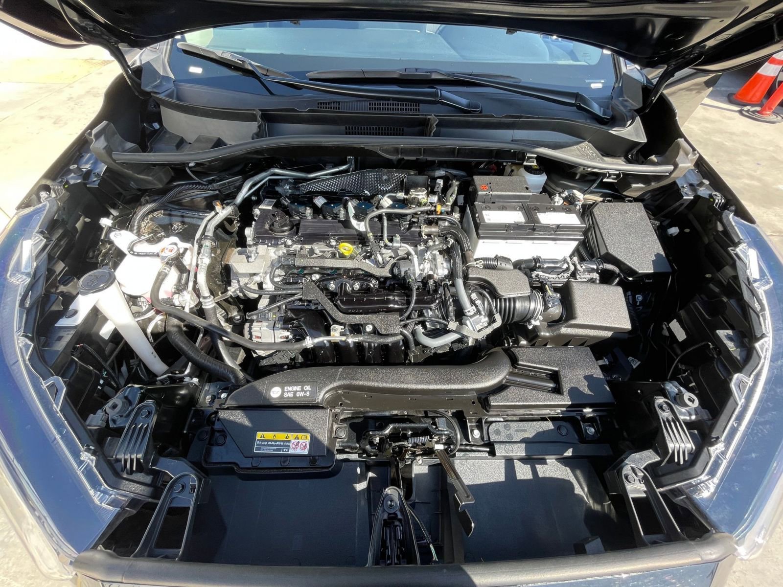 Used 2025 Toyota Corolla Cross LE image 32