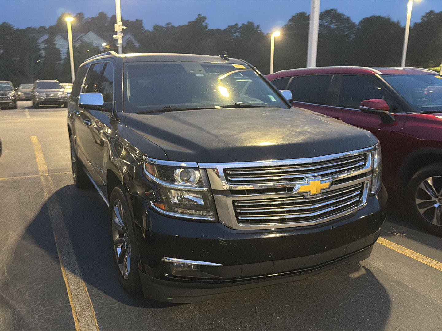Used 2015 Chevrolet Suburban LTZ RWD image 5