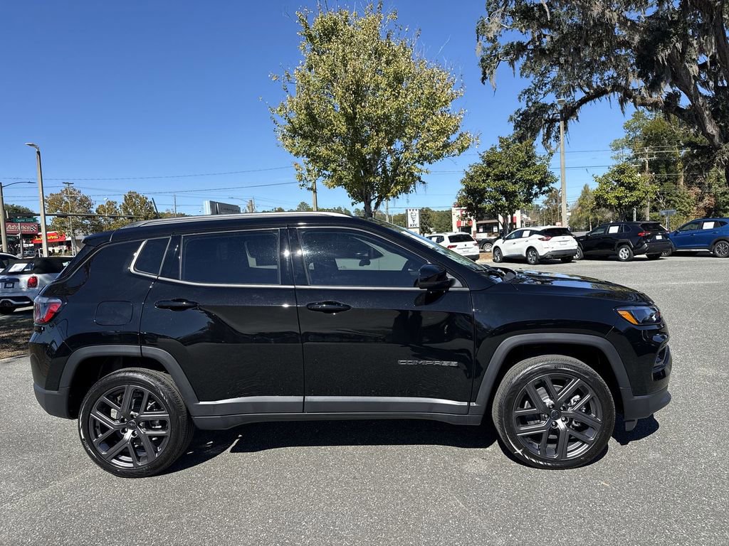 New 2026 Jeep Compass Limited w/ Sun, Sound & Navigation Group image 2