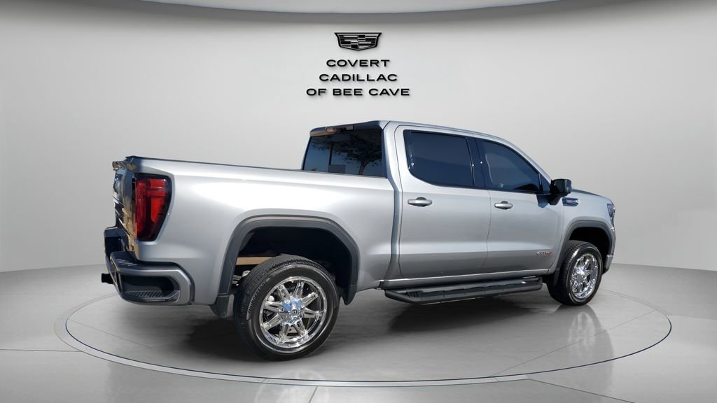 Used 2024 GMC Sierra 1500 AT4 w/ Technology Package image 10