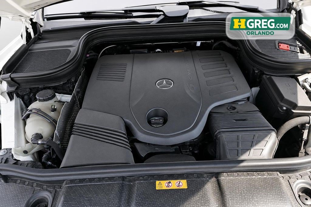 Used 2025 Mercedes-Benz GLS 450 4MATIC image 21