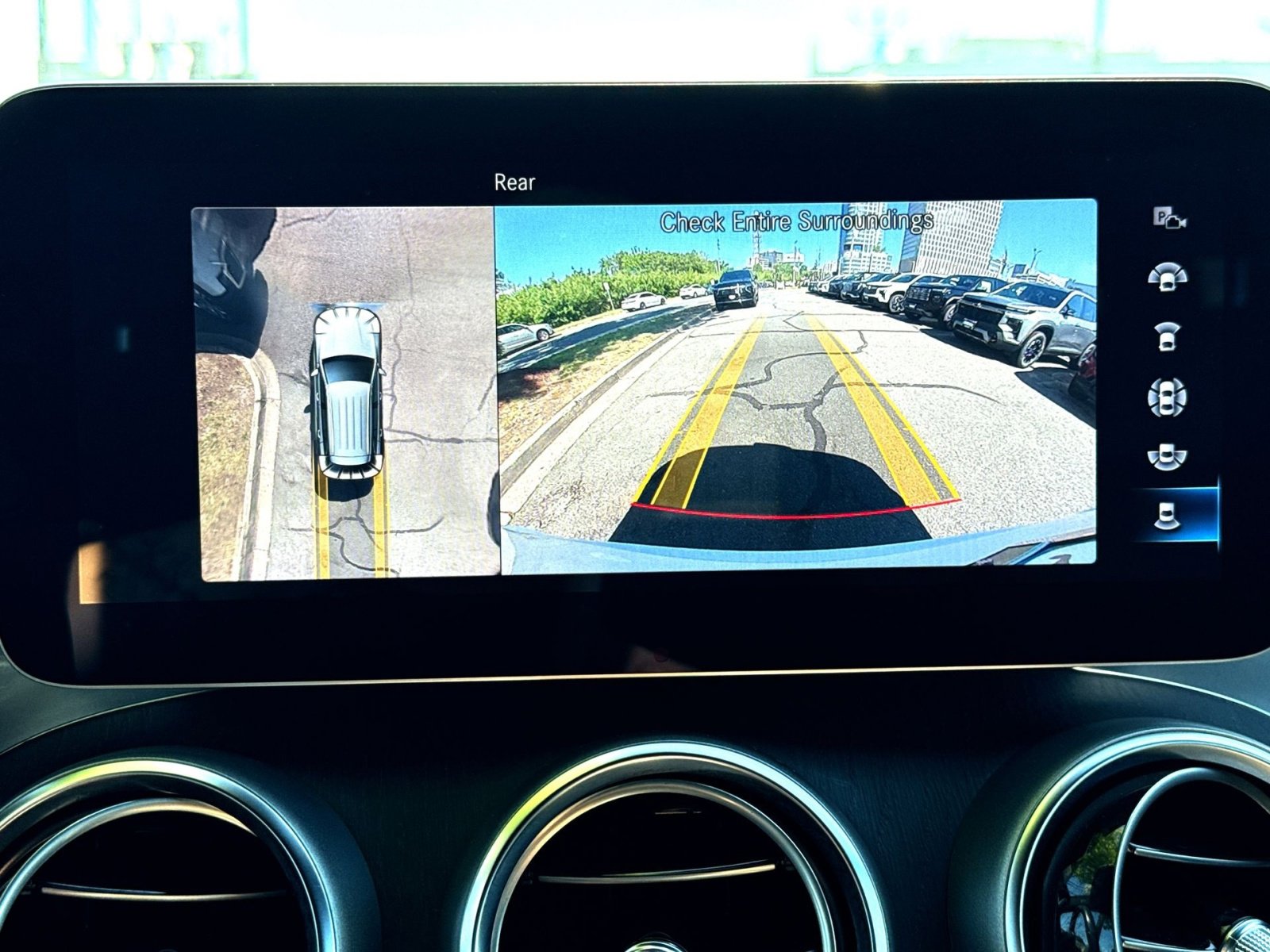 Used 2022 Mercedes-Benz GLC 300 4MATIC image 19