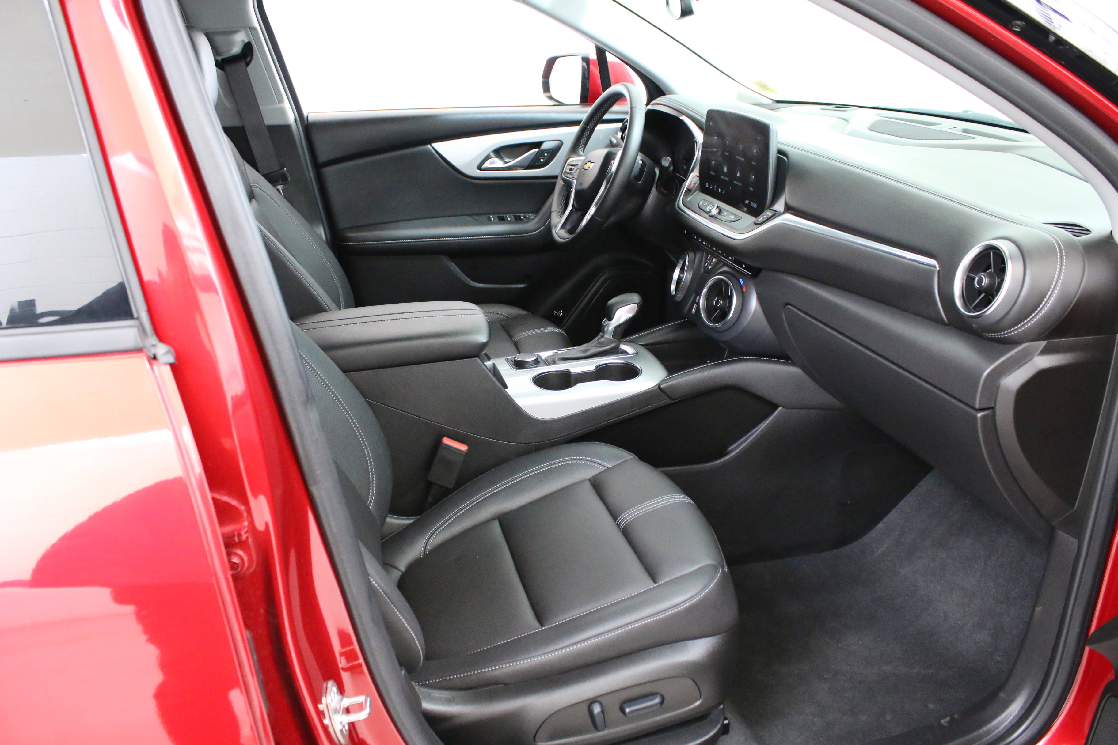 Used 2024 Chevrolet Blazer LT w/ LPO, Floor Liner Package image 30