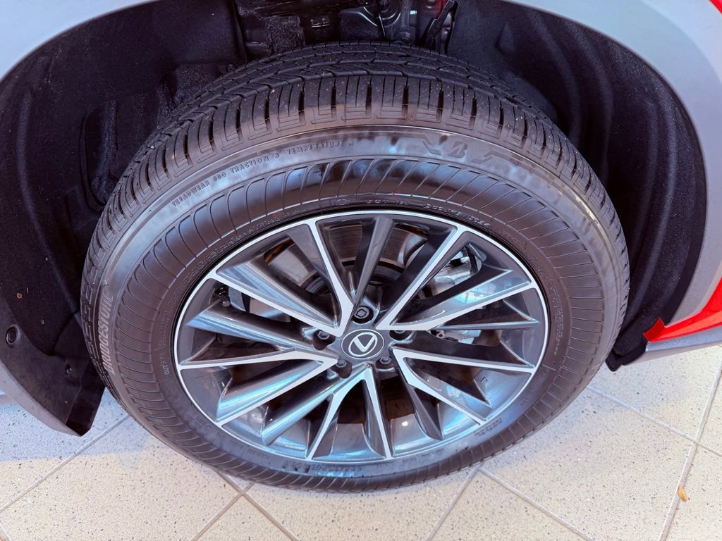 Certified 2025 Lexus NX 250 FWD w/ Premium Package image 16