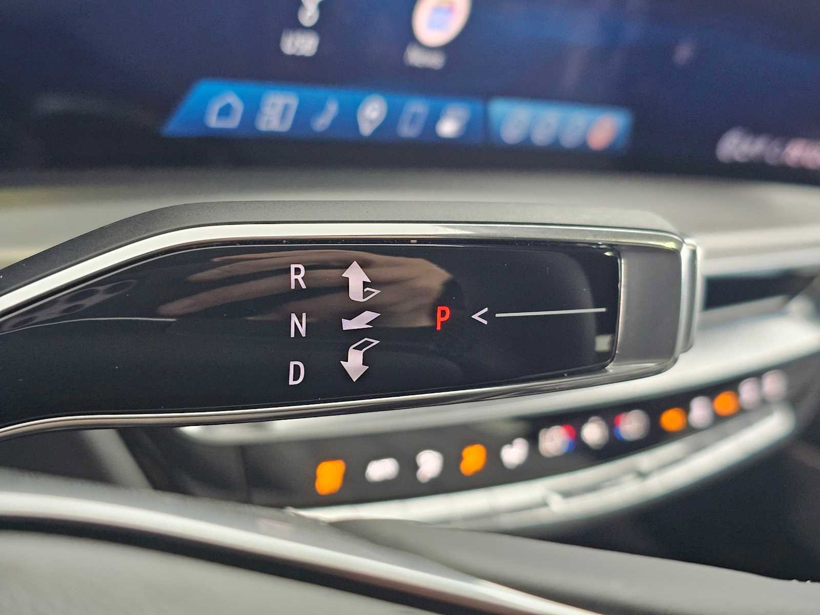 Used 2026 Cadillac Lyriq Luxury w/ LPO, Floor Liner Package image 31